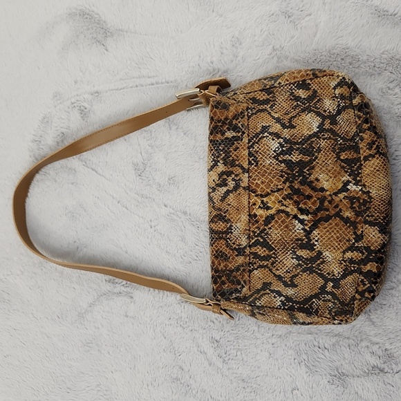 Michael Rome genuine leather snake print purse - Picture 2 of 11